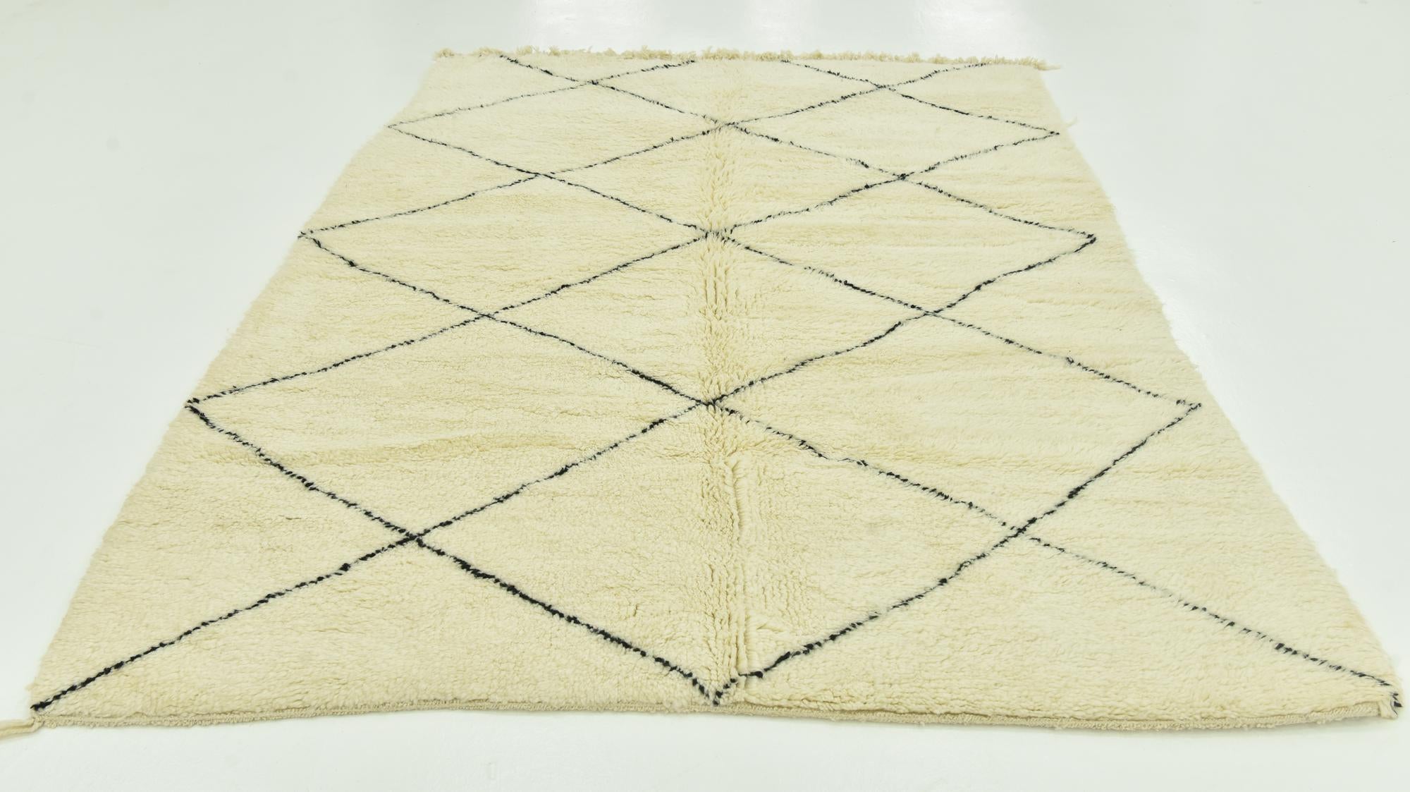 6' 8 x 9' Hand Knotted Moroccan Wool Rug