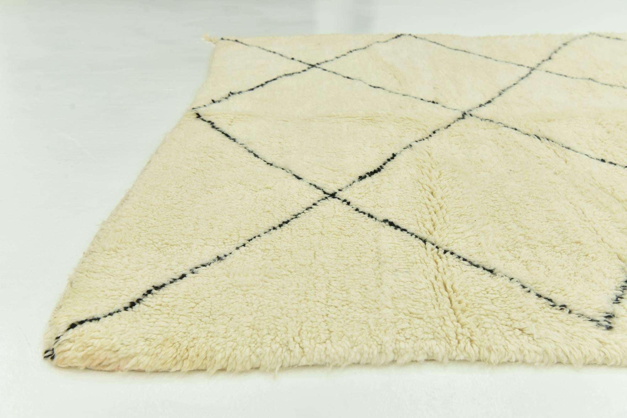 6' 8 x 9' Hand Knotted Moroccan Wool Rug