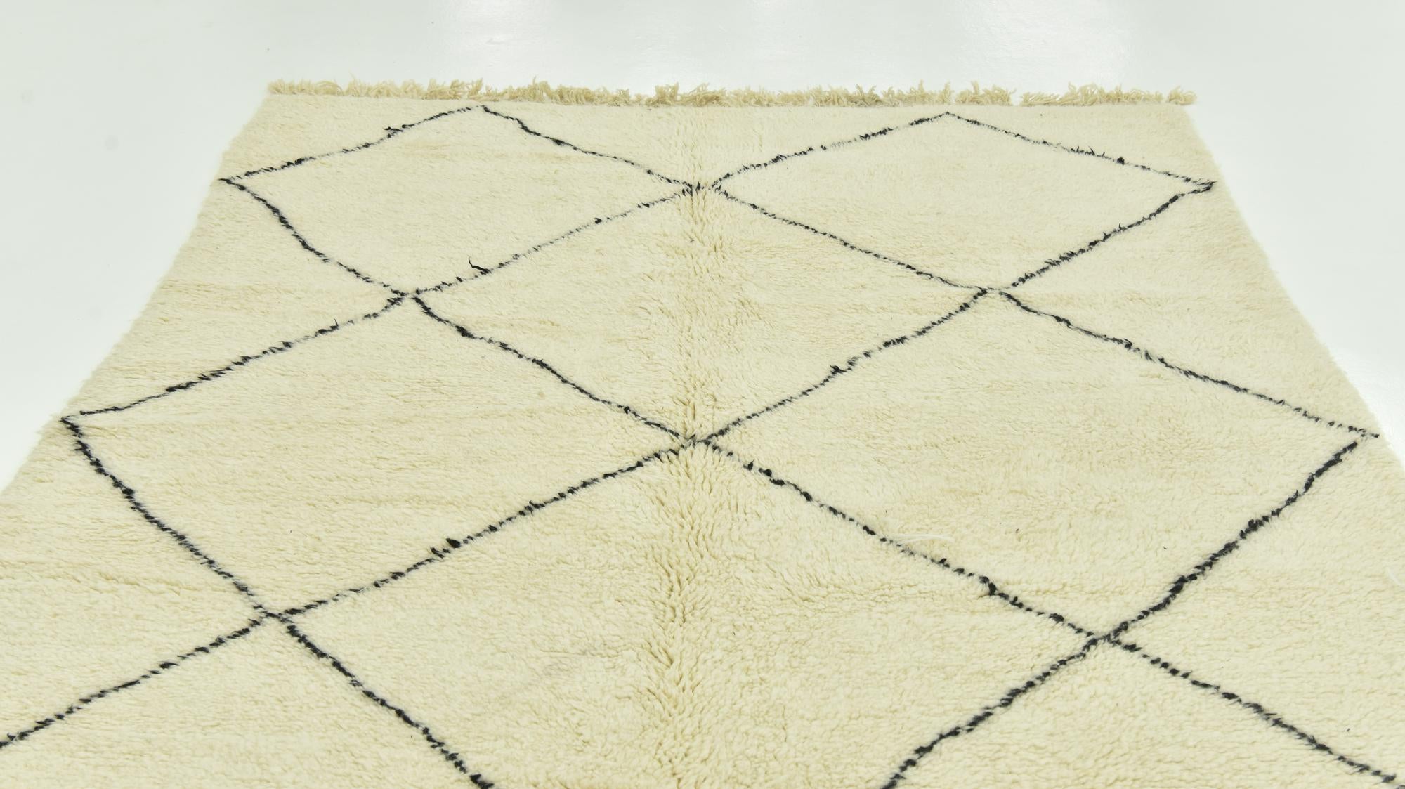 6' 6 x 9' 10 Hand Knotted Moroccan Wool Rug