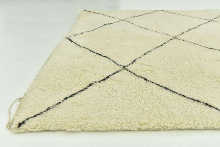 6' 6 x 9' 10 Hand Knotted Moroccan Wool Rug