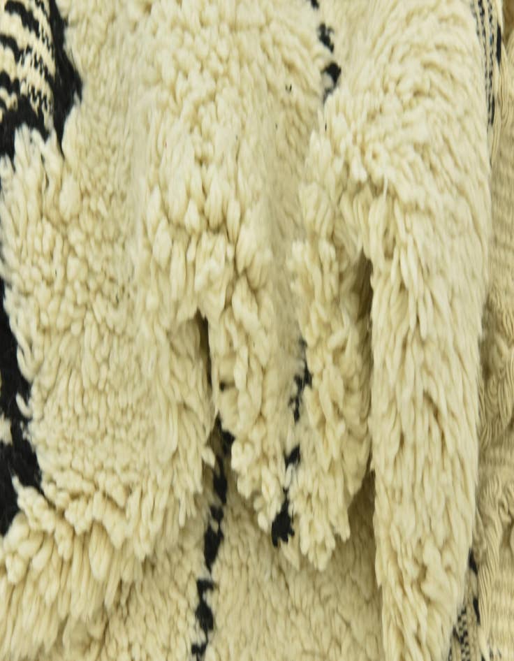 Detail image of 5' 5 x 8' 6  Hand Knotted Moroccan Wool Rug