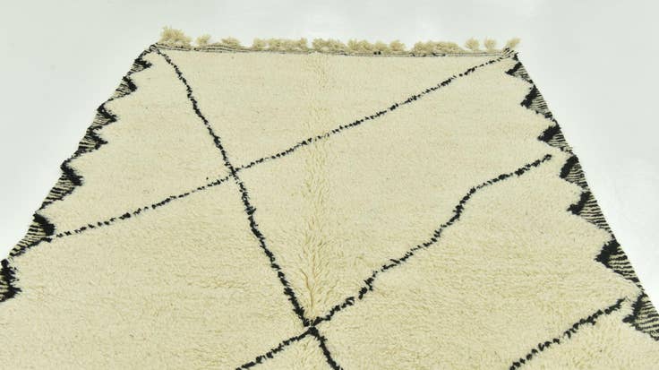 Detail image of 5' 5 x 8' 6 Hand Knotted Moroccan Wool Rug