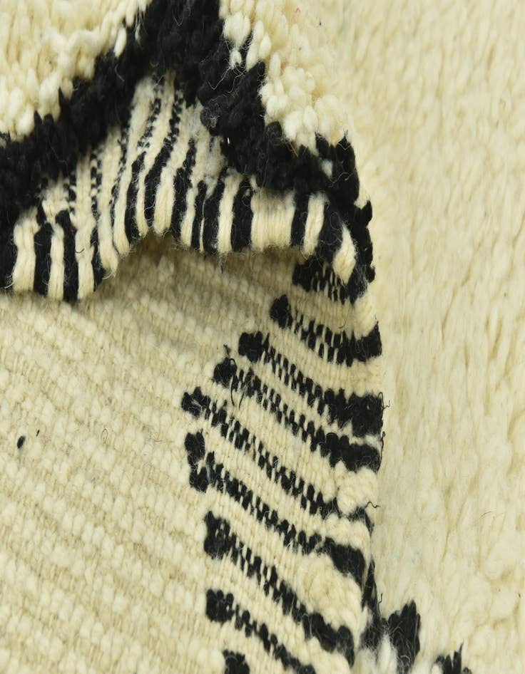 Detail image of 5' 5 x 8' 6  Hand Knotted Moroccan Wool Rug