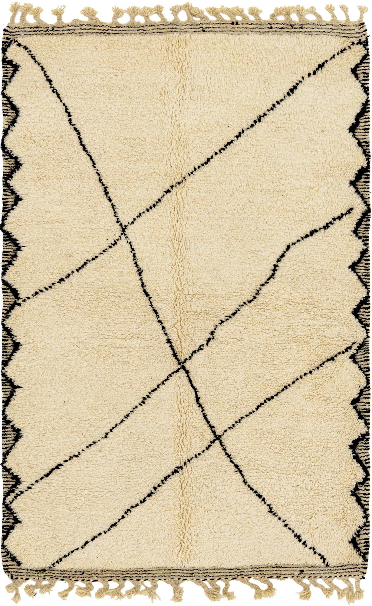 5' 5 x 8' 6 Hand Knotted Moroccan Wool Rug