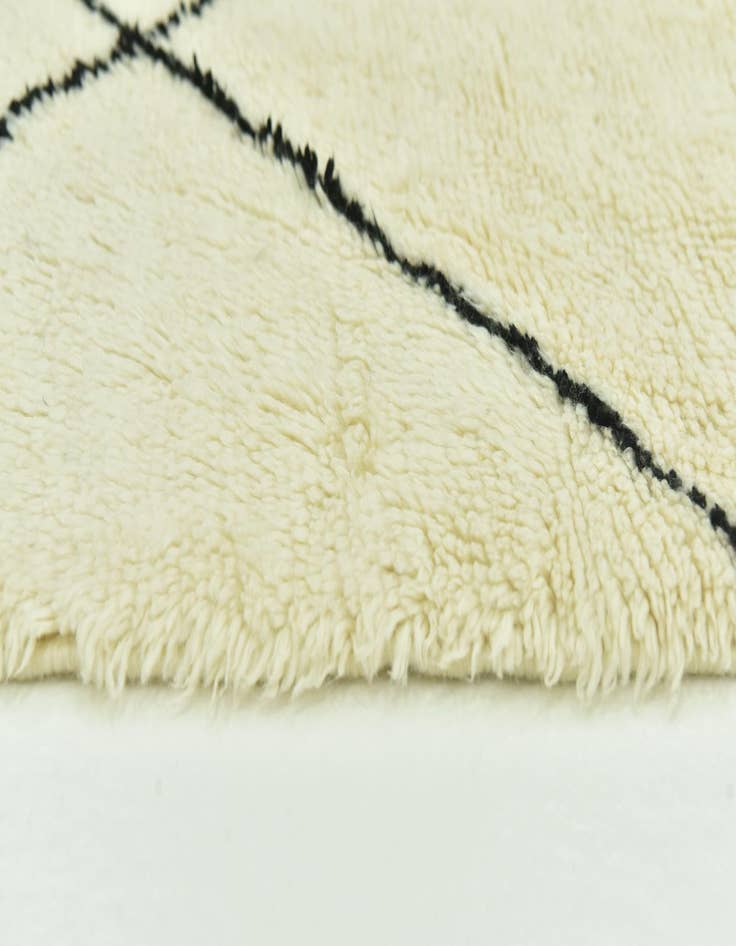 Detail image of 6' 6 x 9' 7  Hand Knotted Moroccan Wool Rug