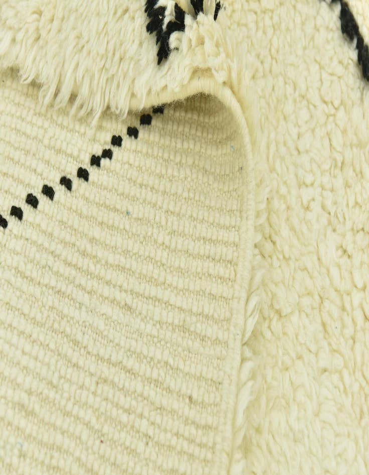 Detail image of 6' 6 x 9' 7  Hand Knotted Moroccan Wool Rug