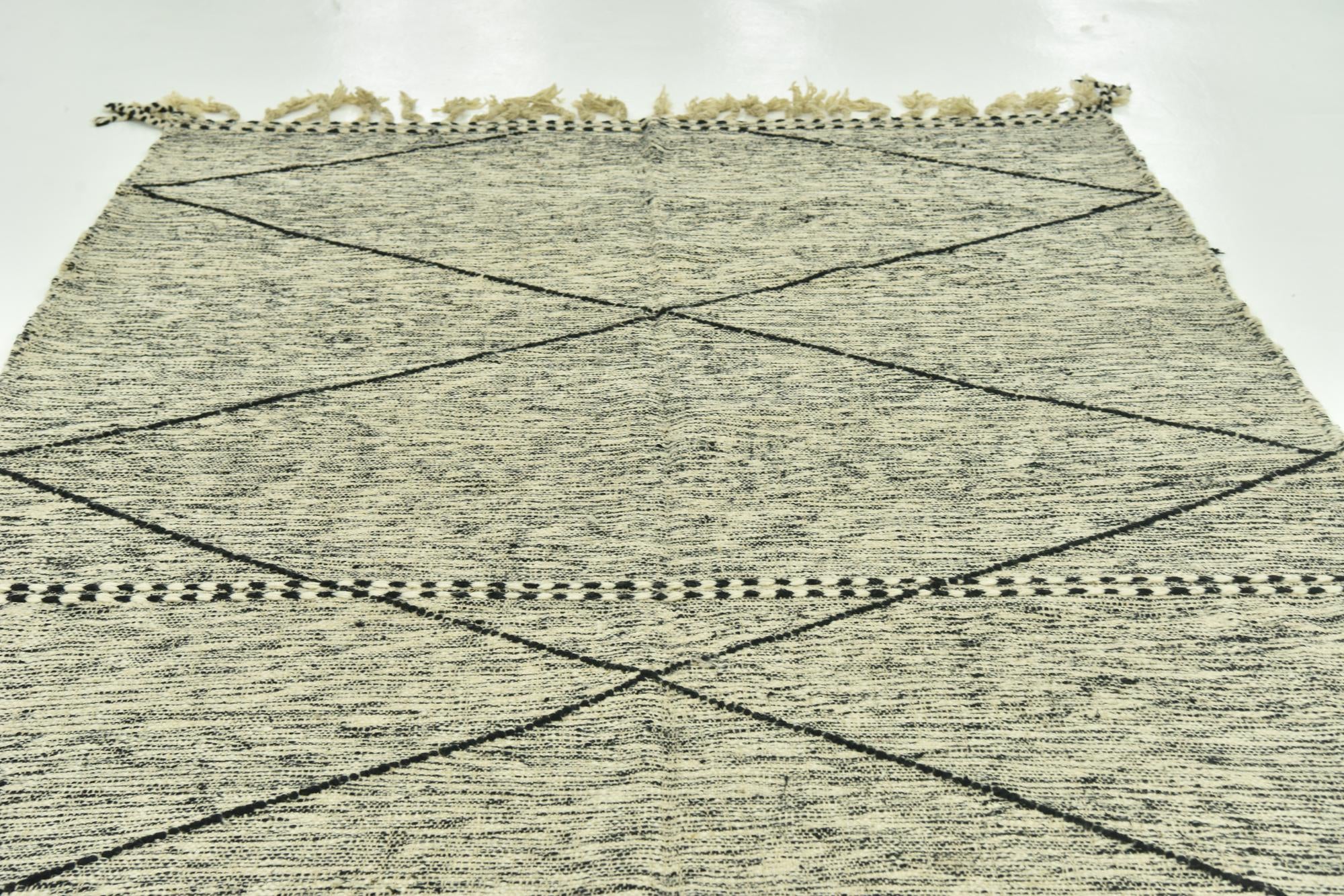 6' 7 x 12' 10 Hand Knotted Moroccan Wool Rug