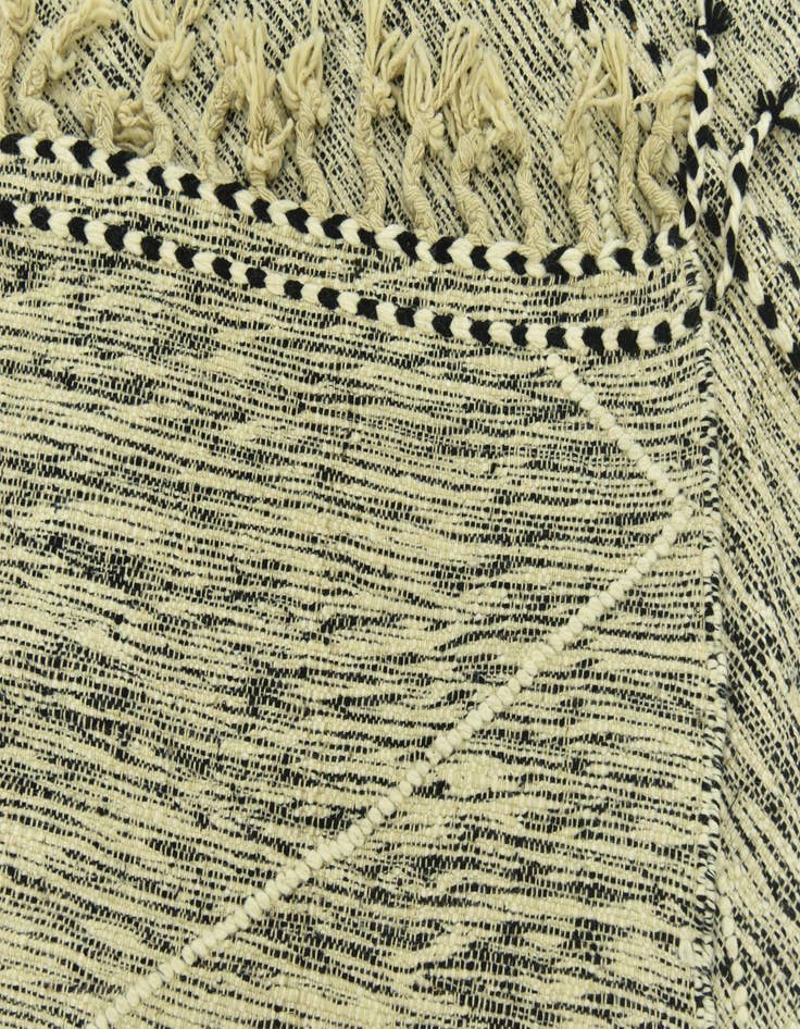 Detail image of 6' 8 x 12' 8  Hand Knotted Moroccan Wool Rug