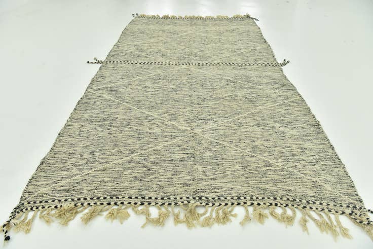 Detail image of 6' 8 x 12' 8 Hand Knotted Moroccan Wool Rug