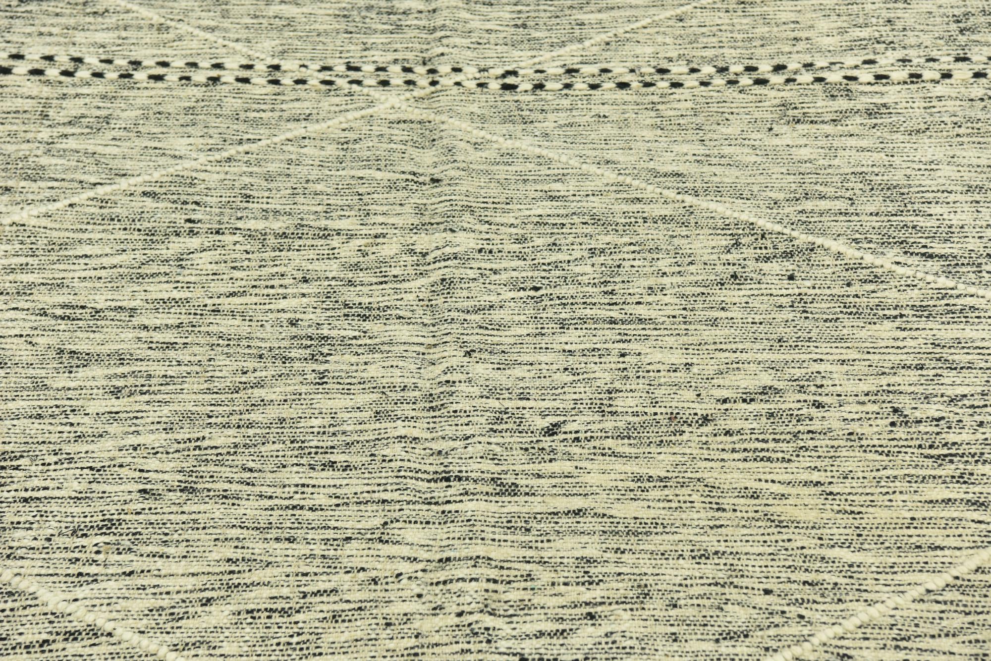 6' 8 x 12' 8 Hand Knotted Moroccan Wool Rug