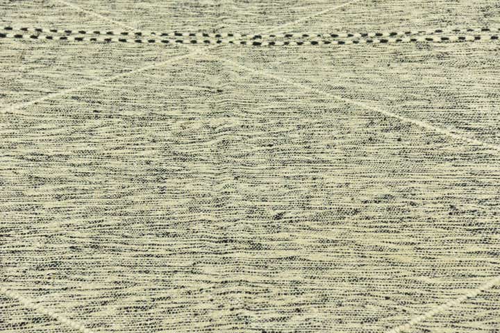 6' 8 x 12' 8 Hand Knotted Moroccan Wool Rug