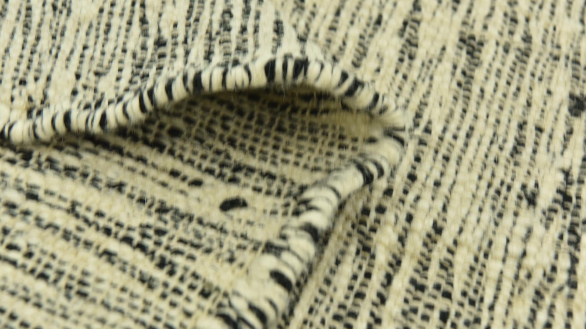6' 8 x 12' 8 Hand Knotted Moroccan Wool Rug