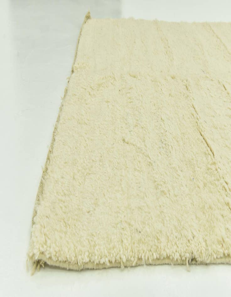 Detail image of 6' 8 x 9' 10  Hand Knotted Moroccan Wool Rug