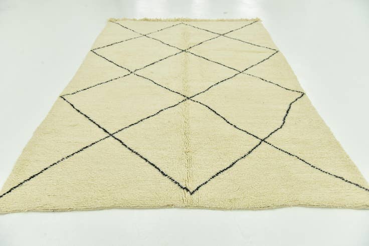 Detail image of 6' 7 x 8' Hand Knotted Moroccan Wool Rug