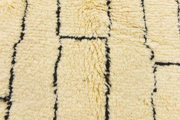 6' 9 x 10' 5 Hand Knotted Moroccan Wool Rug