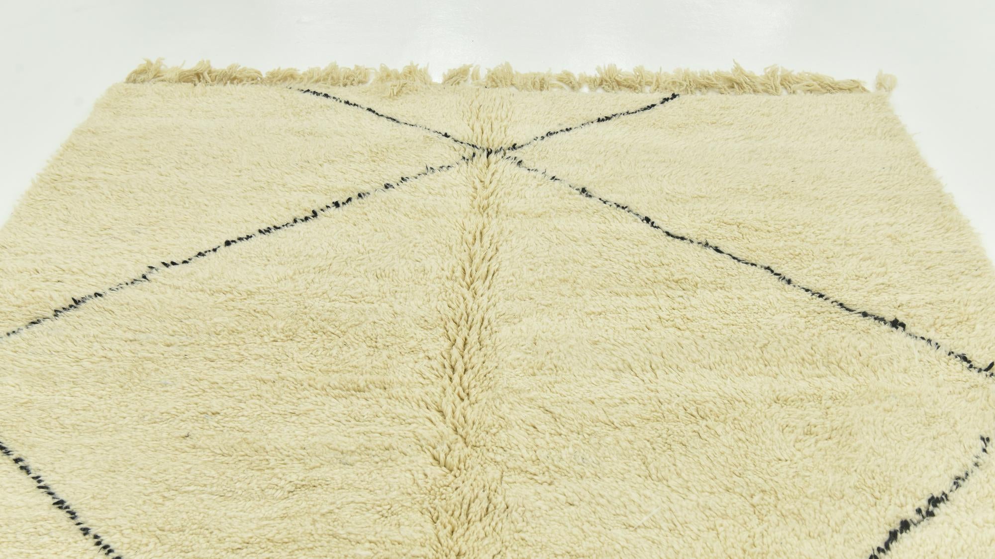 7' 1 x 9' 6 Hand Knotted Moroccan Wool Rug