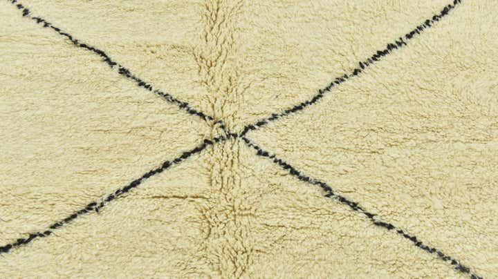 7' 1 x 9' 6 Hand Knotted Moroccan Wool Rug