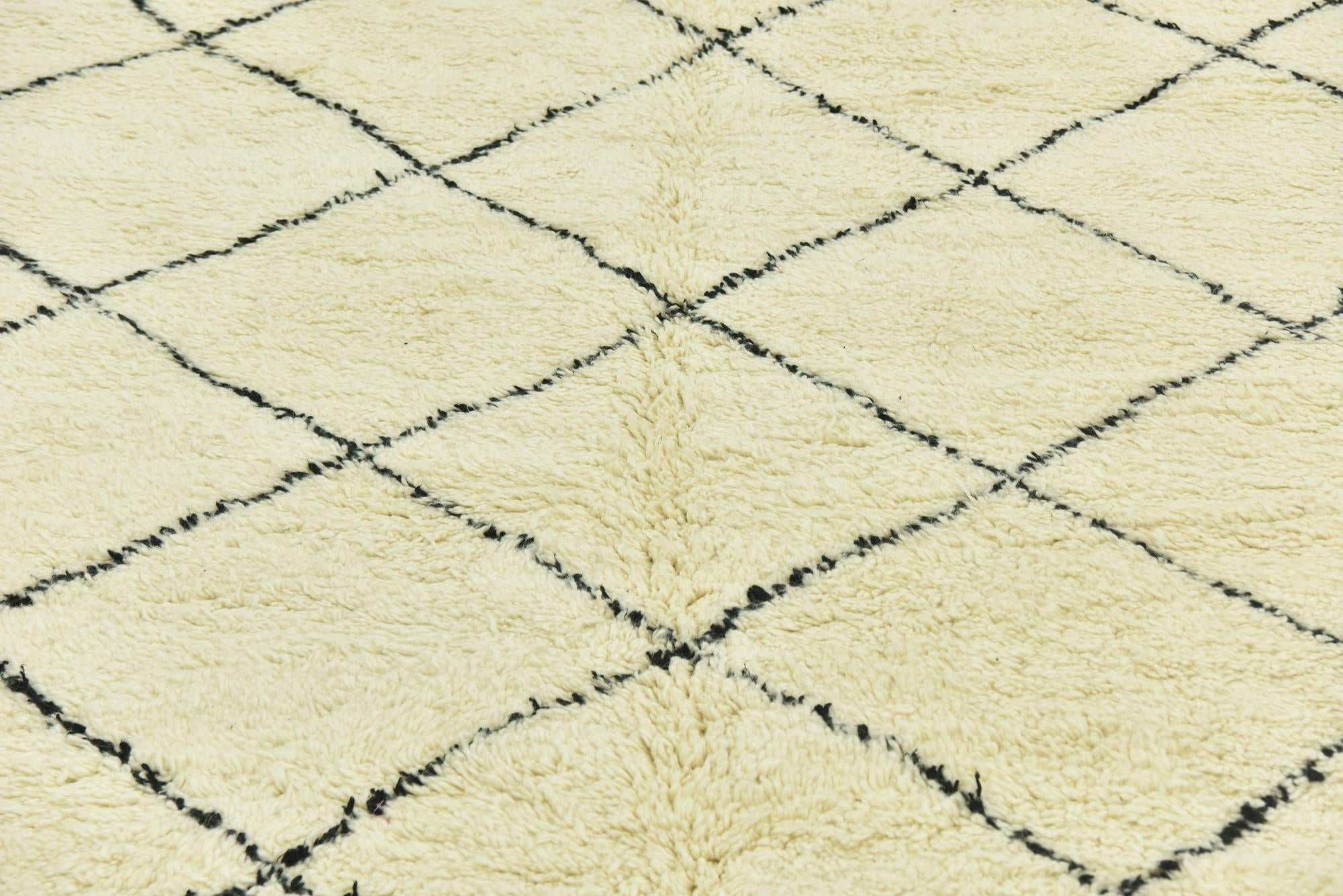 6' 7 x 9' 9 Hand Knotted Moroccan Wool Rug