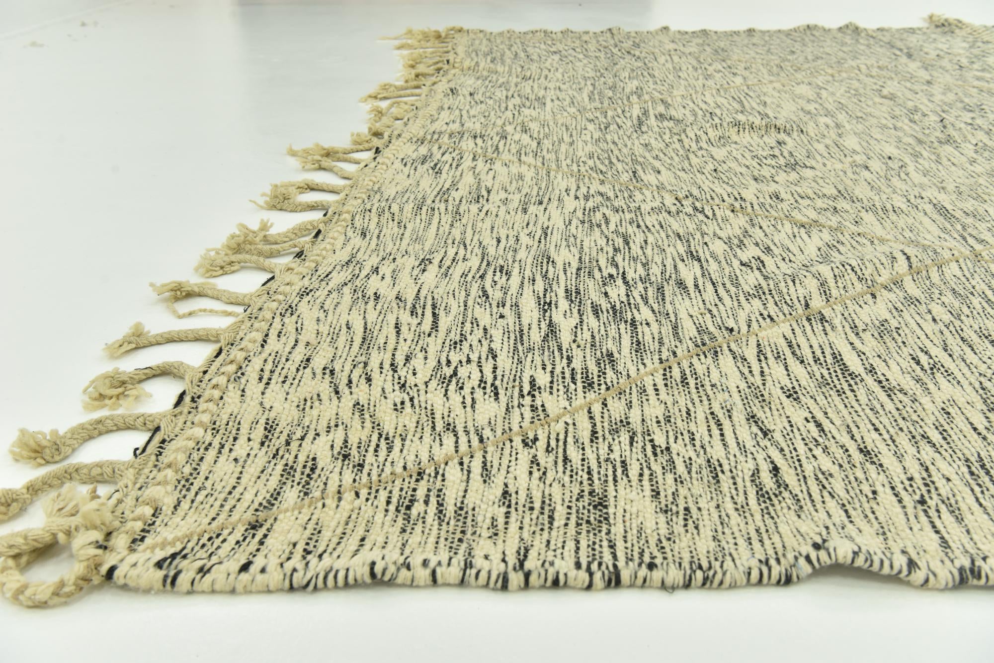 9' 5 x 12' 7 Hand Knotted Moroccan Wool Rug
