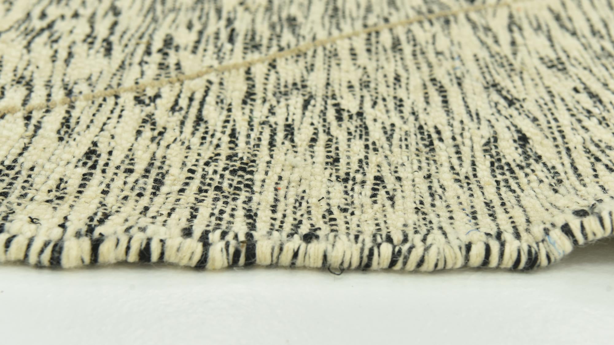9' 5 x 12' 7 Hand Knotted Moroccan Wool Rug