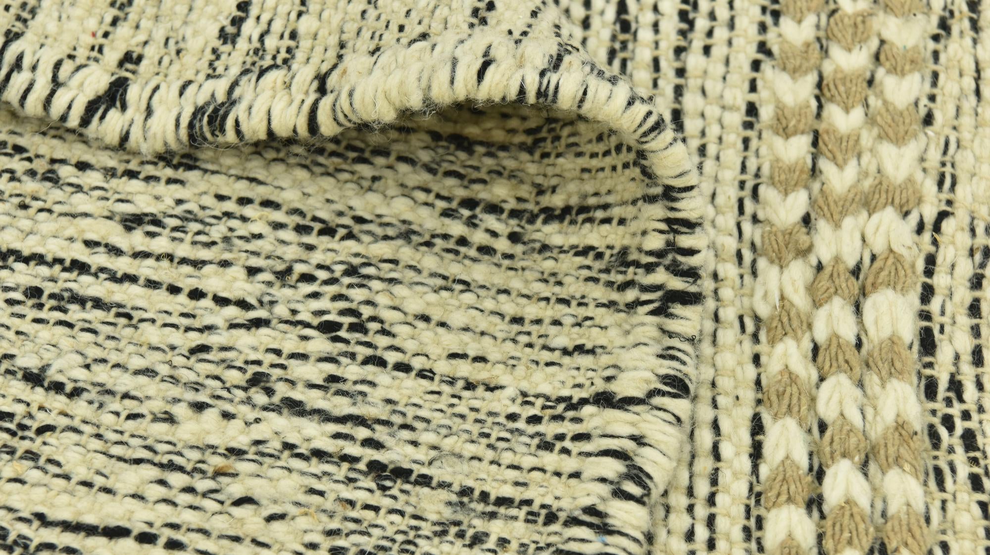 9' 5 x 12' 7 Hand Knotted Moroccan Wool Rug