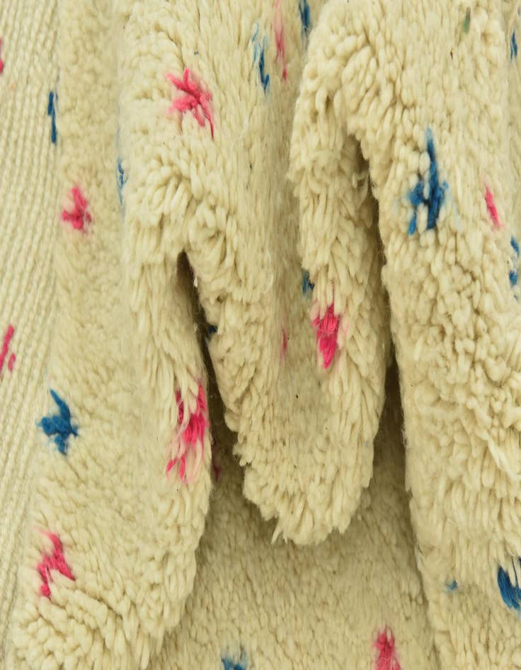 Detail image of 4' 10 x 6' 7  Hand Knotted Moroccan Wool Rug