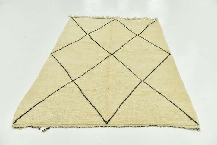 5' 3 x 7' 9 Hand Knotted Moroccan Wool Rug