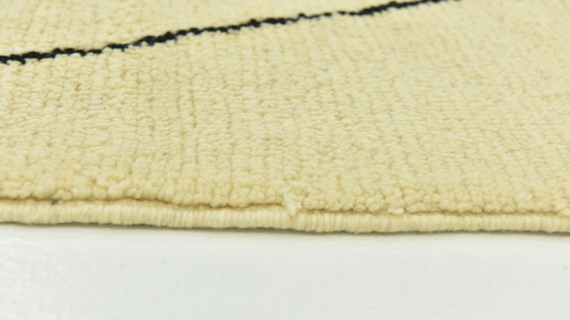5' 3 x 7' 9 Hand Knotted Moroccan Wool Rug