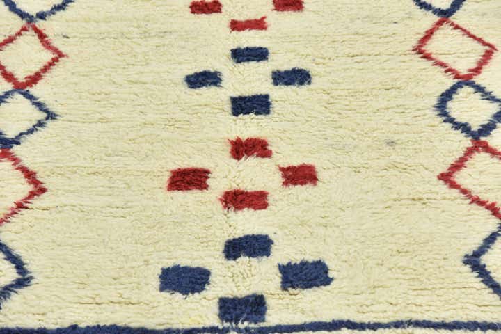 5' 1 x 8' 5 Hand Knotted Moroccan Wool Rug