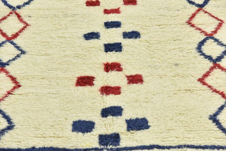 Detail image of 5' 1 x 8' 5 Hand Knotted Moroccan Wool Rug