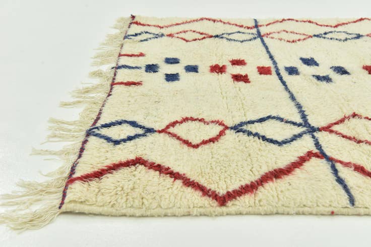 Detail image of 5' 1 x 8' 5 Hand Knotted Moroccan Wool Rug