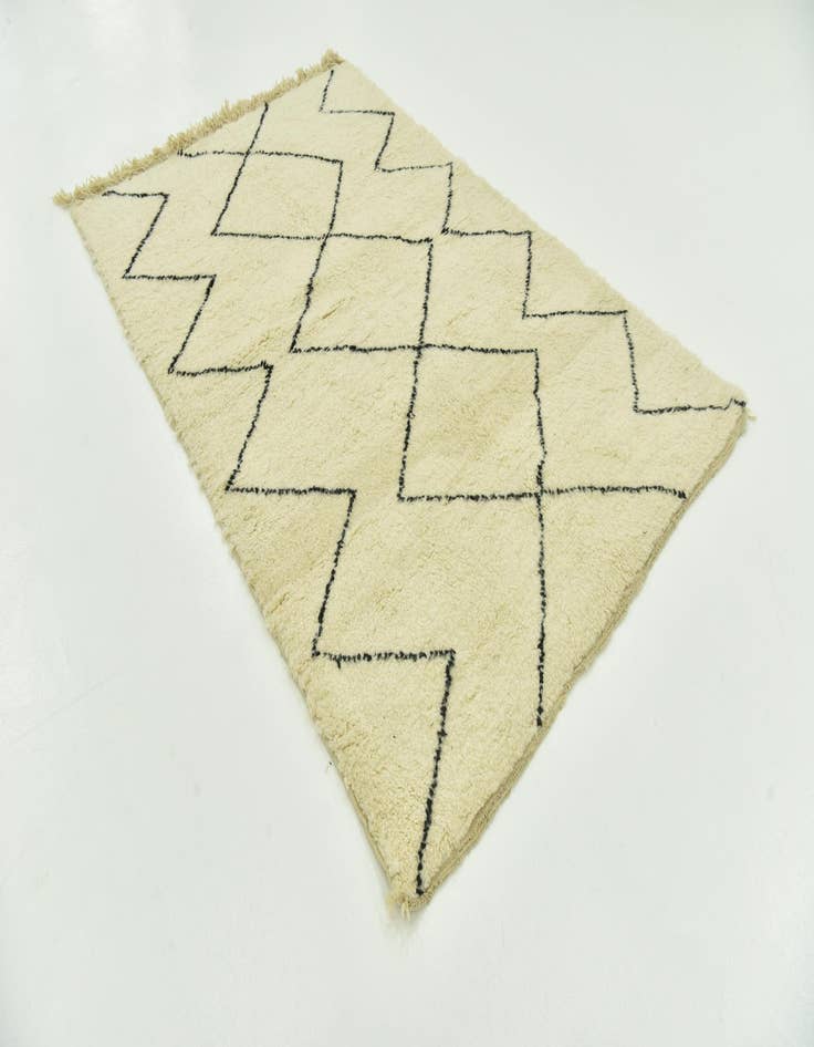 Detail image of 5' 1 x 7' 7  Hand Knotted Moroccan Wool Rug