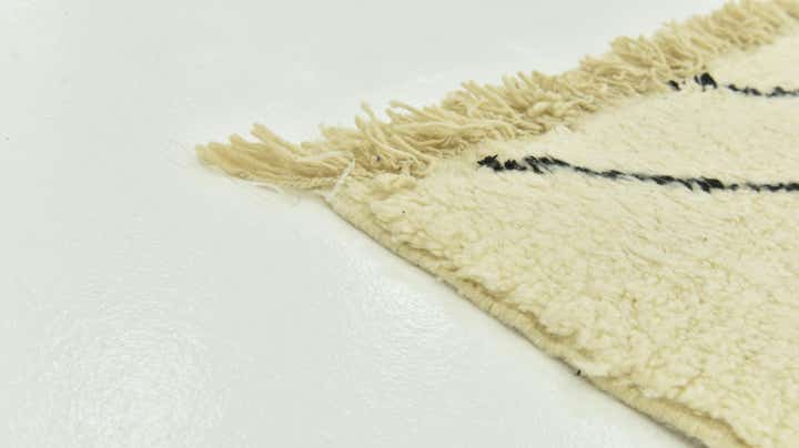5' 1 x 7' 7 Hand Knotted Moroccan Wool Rug