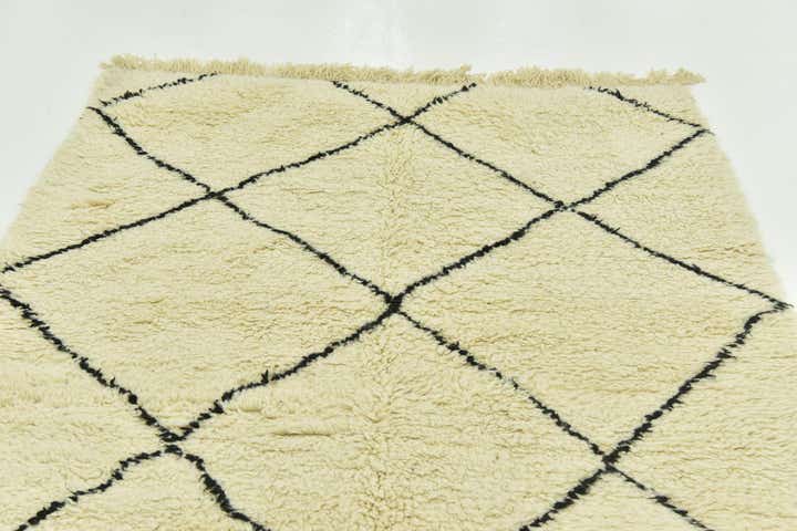 5' 2 x 8' 2 Hand Knotted Moroccan Wool Rug