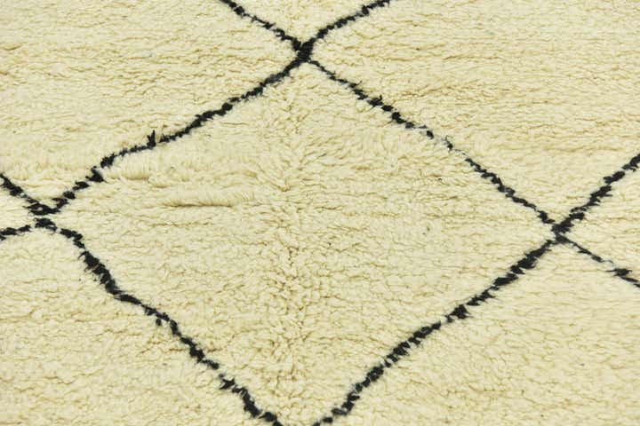 5' 2 x 8' 2 Hand Knotted Moroccan Wool Rug