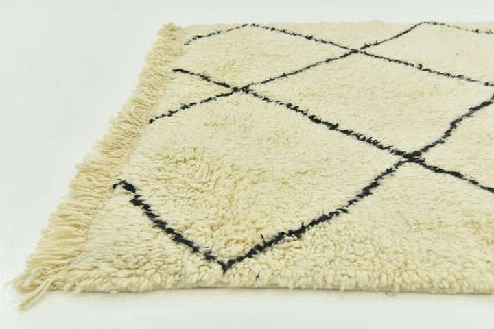 5' 2 x 8' 2 Hand Knotted Moroccan Wool Rug