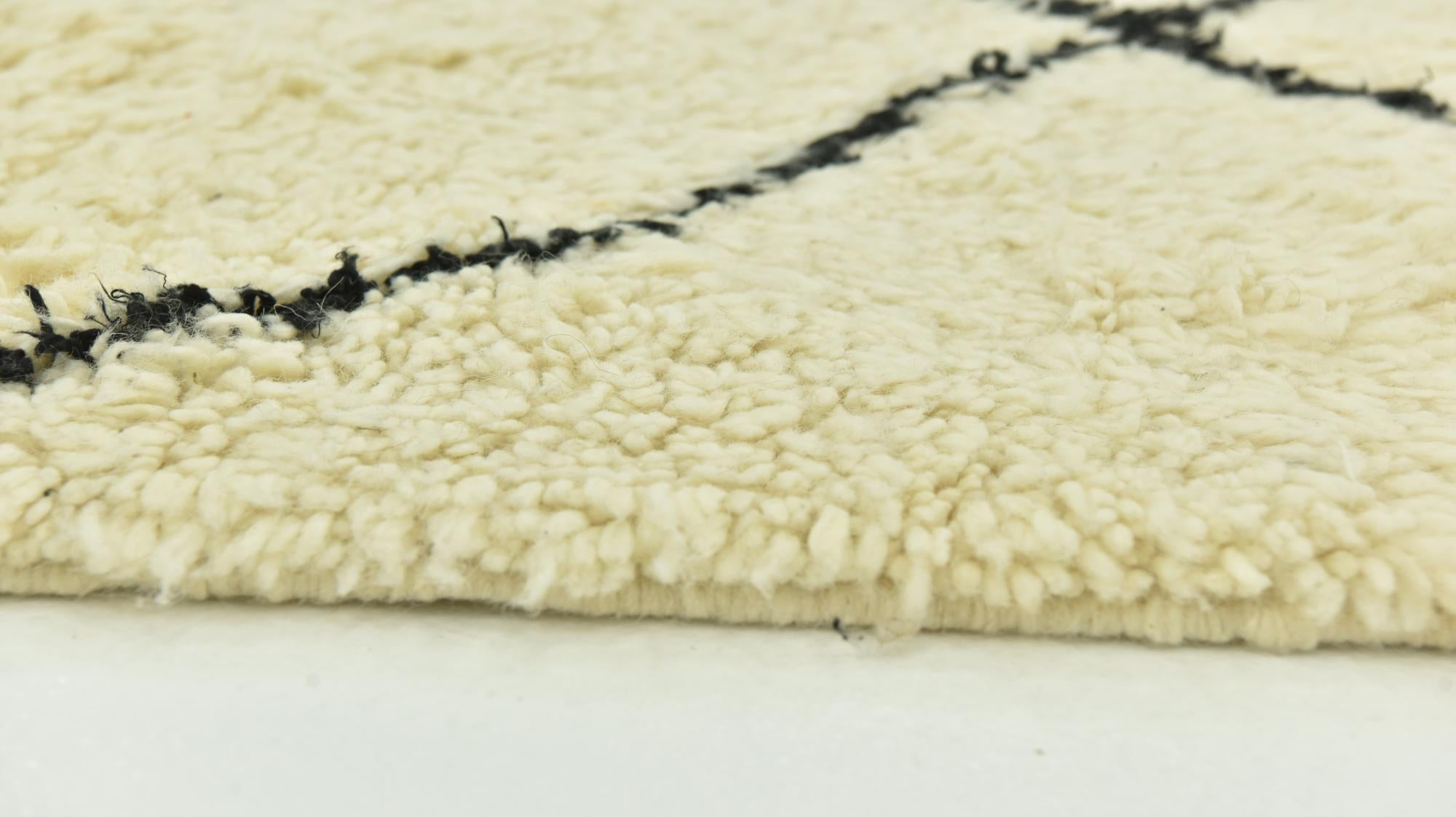 5' 2 x 8' 2 Hand Knotted Moroccan Wool Rug
