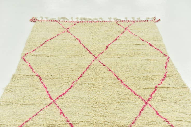 Detail image of 4' 10 x 8' Hand Knotted Moroccan Wool Rug