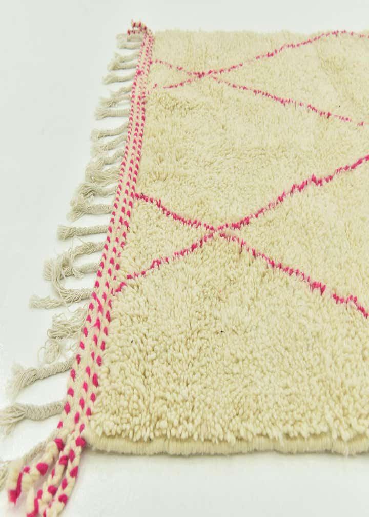4' 10 x 8' Hand Knotted Moroccan Wool Rug