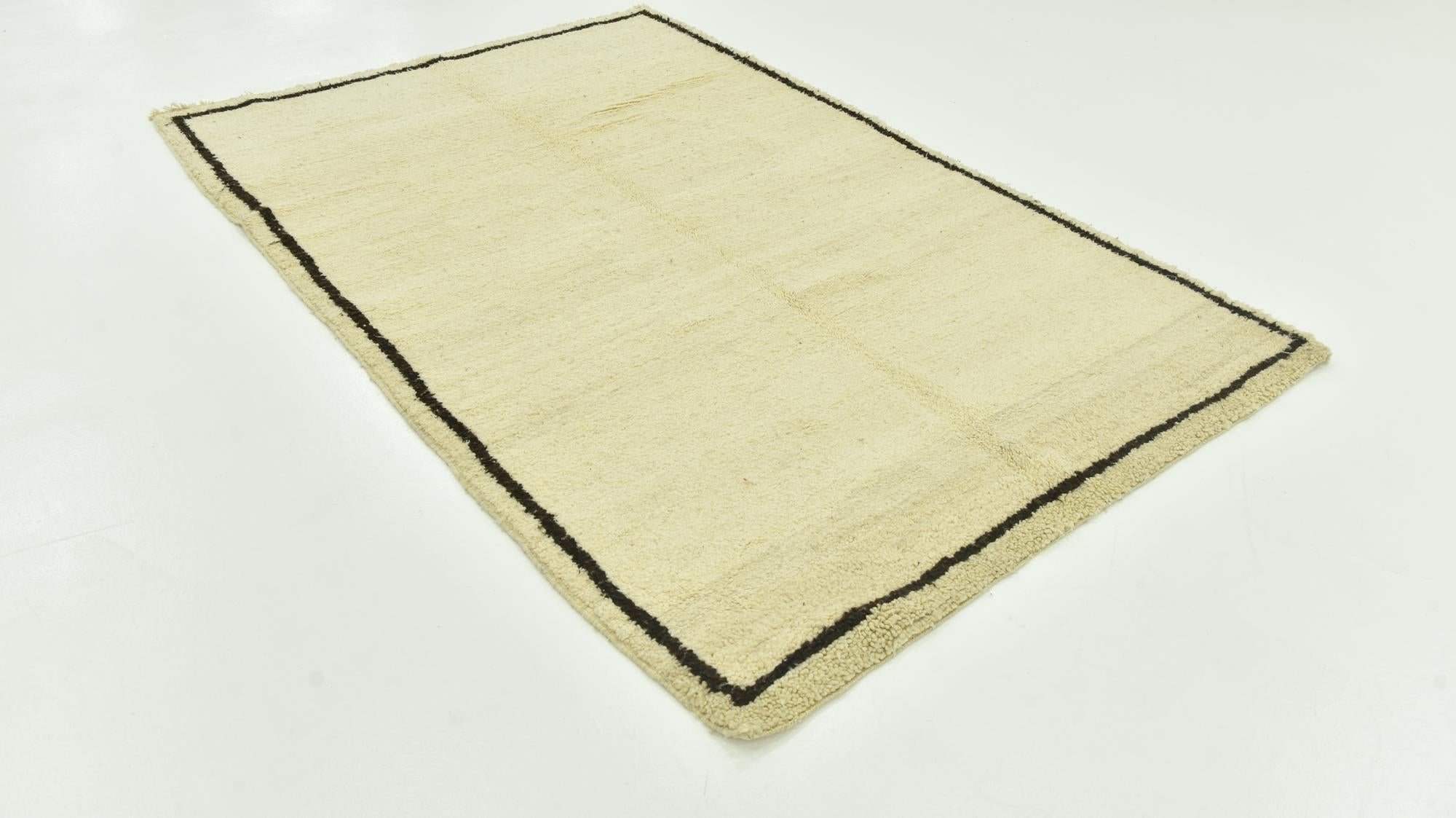 5' 5 x 8' 4 Hand Knotted Moroccan Wool Rug