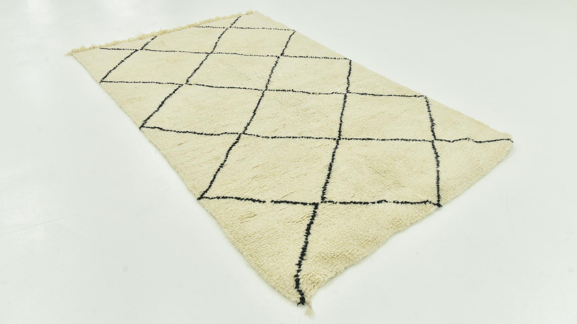 5' 2 x 8' 3 Hand Knotted Moroccan Wool Rug