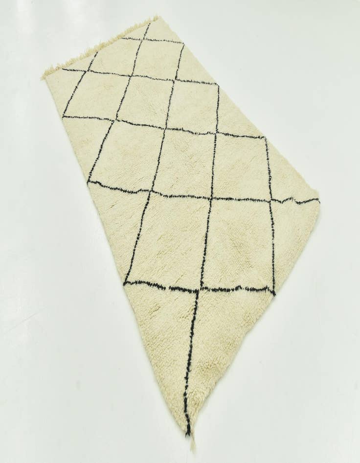 Detail image of 5' 2 x 8' 3  Hand Knotted Moroccan Wool Rug