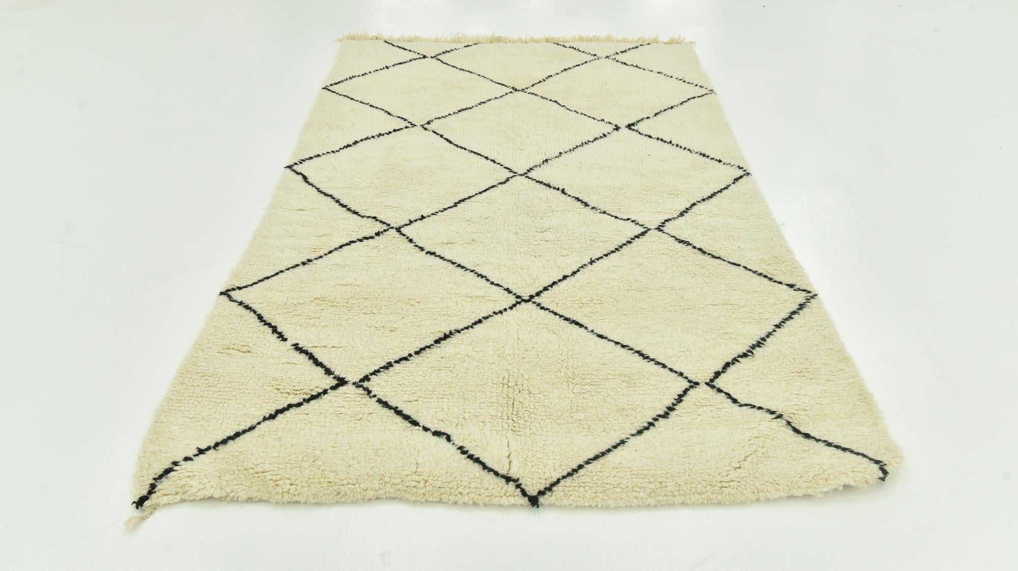 5' 2 x 8' 3 Hand Knotted Moroccan Wool Rug