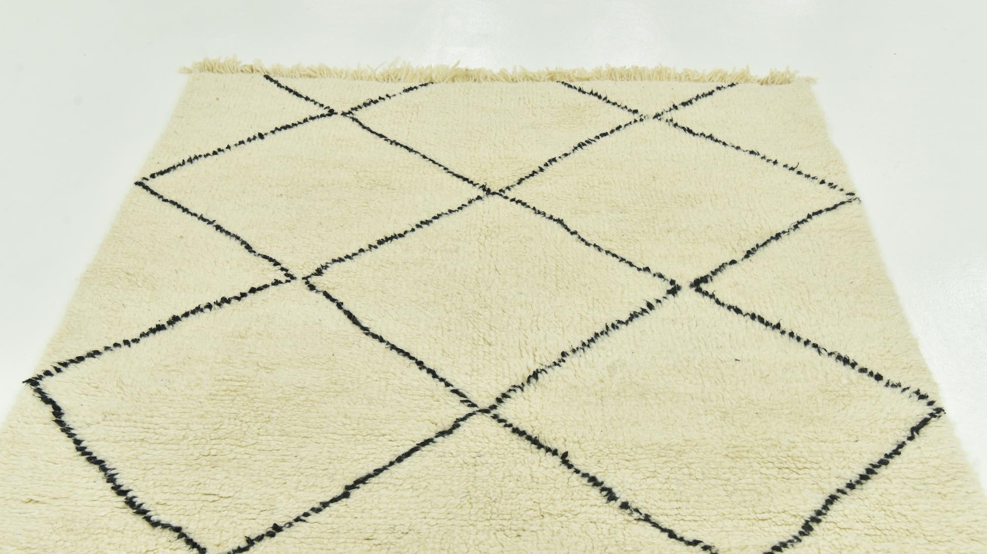 5' 2 x 8' 3 Hand Knotted Moroccan Wool Rug
