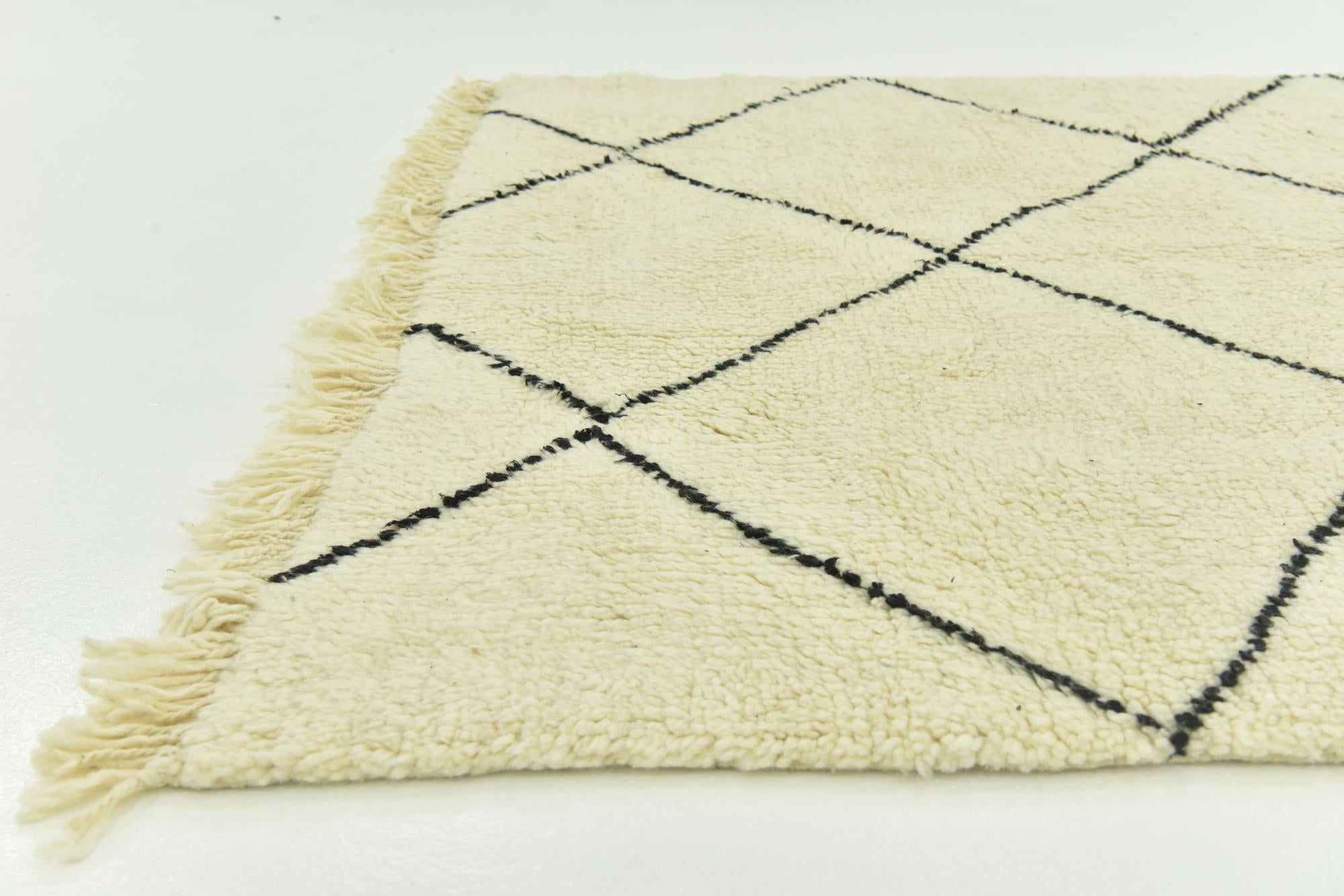5' 2 x 8' 3 Hand Knotted Moroccan Wool Rug
