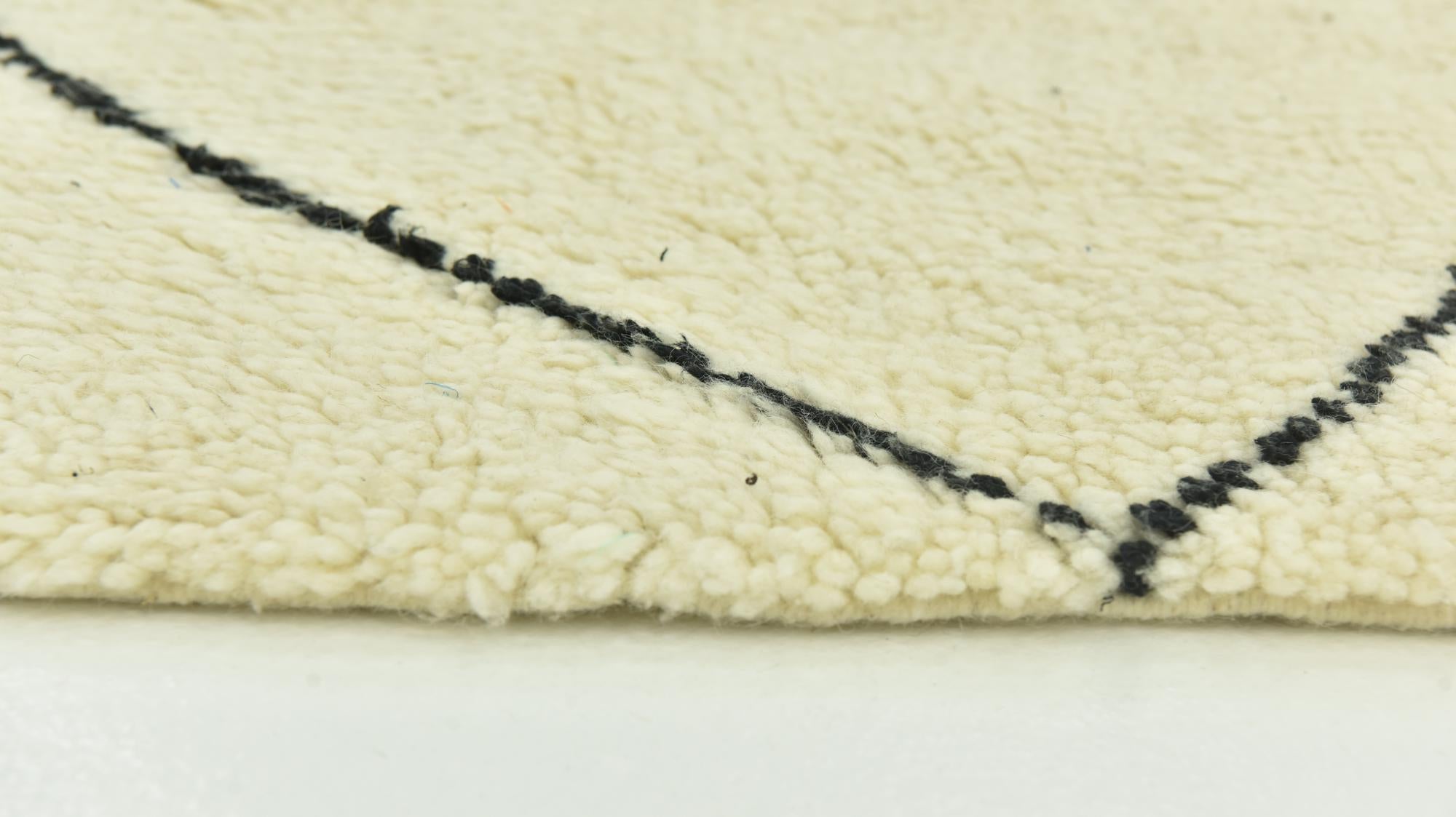 5' 2 x 8' 3 Hand Knotted Moroccan Wool Rug