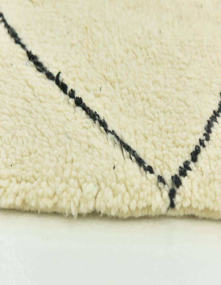 Detail image of 5' 2 x 8' 3  Hand Knotted Moroccan Wool Rug