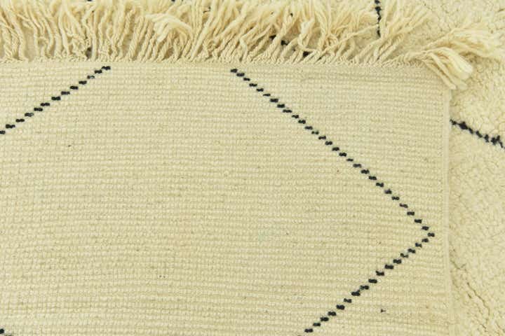 5' 3 x 8' 2 Hand Knotted Moroccan Wool Rug