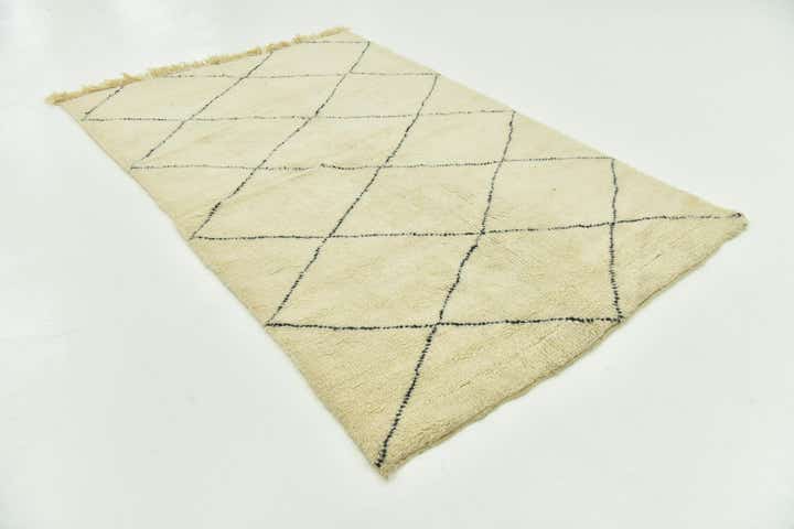 5' 3 x 8' 2 Hand Knotted Moroccan Wool Rug