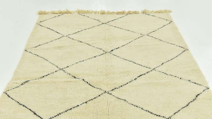 5' 3 x 8' 2 Hand Knotted Moroccan Wool Rug